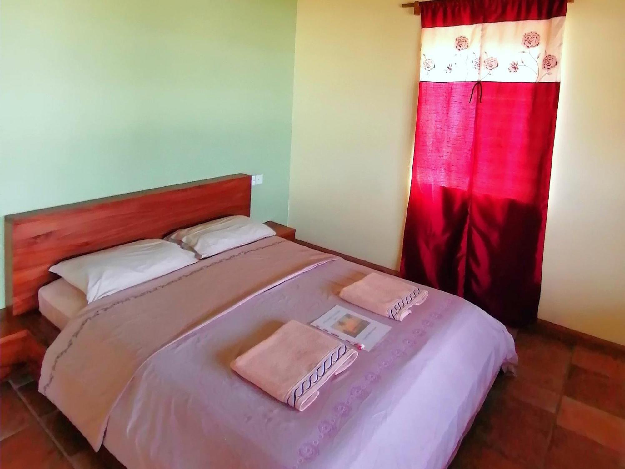 Afro Beach Eco Resort Butre Szoba fotó